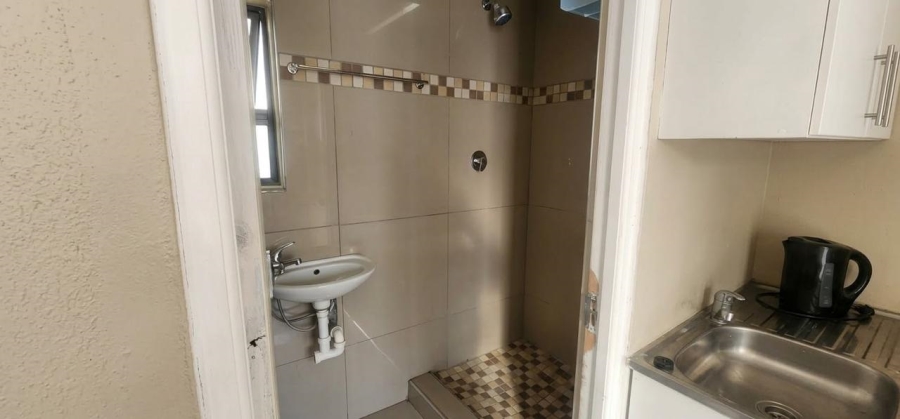 To Let 1 Bedroom Property for Rent in Glenlilly Western Cape